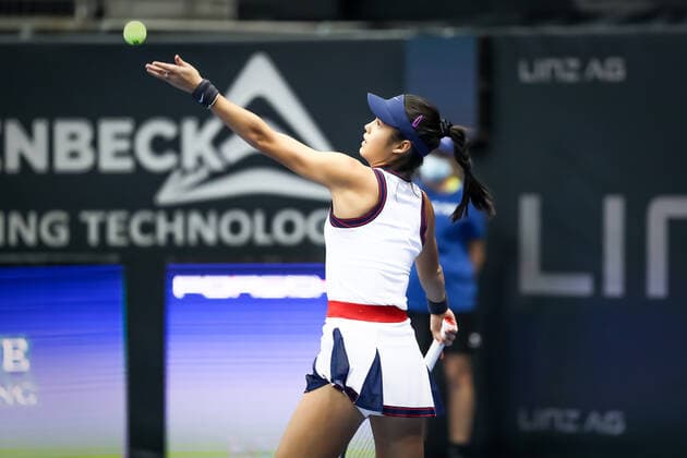 TENNIS - WTA, Tennis Damen Upper Austria Ladies Linz LINZ,AUSTRIA,09.NOV.21 - TENNIS - WTA Tour, Upper Austria Ladies Linz. Image shows Emma Raducanu (GBR).  GEPAxpictures xManfredxBinder