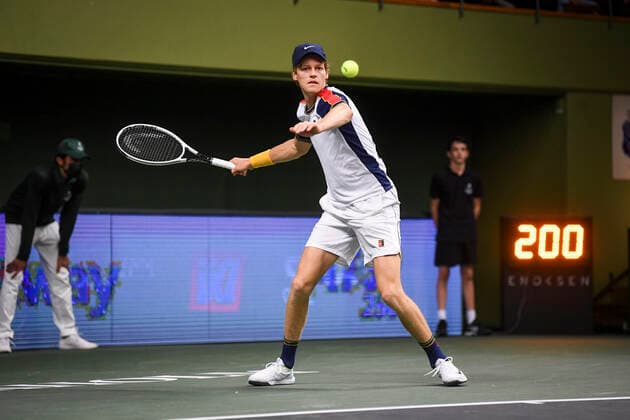 STOCKHOLM 20211110 Jannik Sinner of Italy in action during a men s singles tennis match against Andy Murray of Great Britain during the tennis tournament Stockholm Open on November 10, 2021 STOCKHOLM SWEDEN TENNIS x10080x,  Copyright: xFredrikxSandberg TTx STOCKHOLM OPEN 2021
