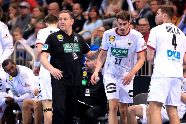 GISLASON Alfred Team Germany at substitution with WAGNER Hendrik Handball match Germany Portugal on 07 11 2021 in Duesseldorf at PSD Bank Dome