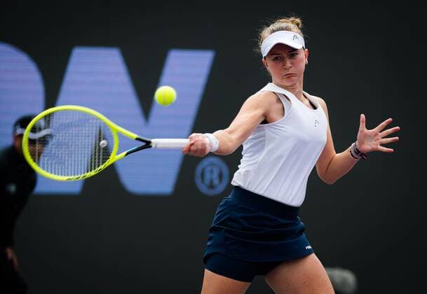 Mandatory Credit: Photo by Rob Prange Shutterstock (12596802ae) Barbora Krejcikova of the Czech Republic in action during the first round-robin match at the 2021 Akron WTA, Tennis Damen Finals Guadalajara WTA tennis tournament Akron WTA Finals, Day 1, Tennis, Panamerican Tennis Center Guadalajara, Mexico - 10 Nov 2021 Akron WTA Finals, Day 1, Tennis, Panamerican Tennis Center Guadalajara, Mexico - 10 Nov 2021  Copyright: xRobxPrange Shutterstockx 12596802ae