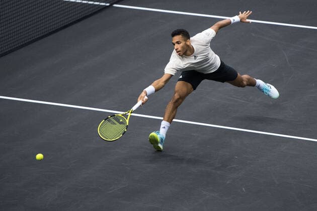 211110 Felix Auger Aliassime of Canada compete in men s second round Singles match during Stockholm Open on November 10, 2021 in Stockholm Photo Emma Wallskog BILDBYRAN COP 320 EW0031 tennis stockholm open day 4 bbeng,  Copyright: EMMAxWALLSKOG BB211110BB553