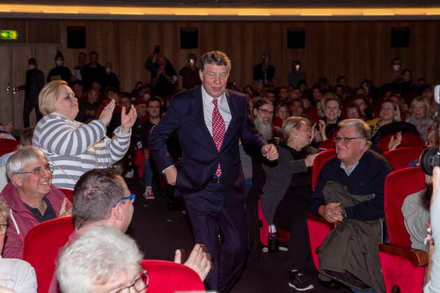 Otto Rehhagel kommt auf die Bühne