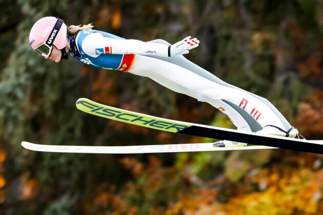 Ski jumping, Skispringen, Ski, nordisch - OESV, training INNSBRUCK,AUSTRIA,11.NOV.21 - NORDIC SKIING, SKI JUMPING - OESV, training, men, ladies. Image shows Sara Marita Kramer (AUT).  GEPAxpictures xPatrickxSteiner
