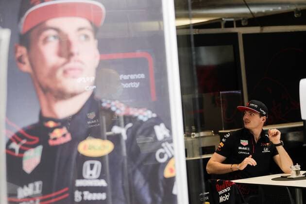 Dutch Max Verstappen of Red Bull participates in a press conference, PK, Pressekonferenz at Jose Carlos Pace race car in Sao Paulo, Brazil, 11 November 2021. El Gran Premio de Fórmula Uno de Brasil se realizará este 14 de noviembre de 2021. The BrazilGrand Prix of Formula One will take place on 14 November. Brazil Grand Prix of Formula One !ACHTUNG: NUR REDAKTIONELLE NUTZUNG!  Copyright: xANTONIOxLACERDAx AMDEP2539 20211111-25c08302d75dfa976b0e8bb77ba7c1313eab08d9