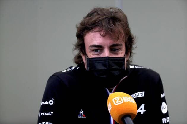 Spanish Fernando Alonso of Alpine participates in a press conference, PK, Pressekonferenz at Jose Carlos Pace race car in Sao Paulo, Brazil, 11 November 2021. El Gran Premio de Fórmula Uno de Brasil se realizará este 14 de noviembre de 2021. The BrazilGrand Prix of Formula One will take place on 14 November. Brazil Grand Prix of Formula One !ACHTUNG: NUR REDAKTIONELLE NUTZUNG!  Copyright: xANTONIOxLACERDAx AMDEP2542 20211111-48a0973ec5472c910add4ea1e4b2a307e3a59757