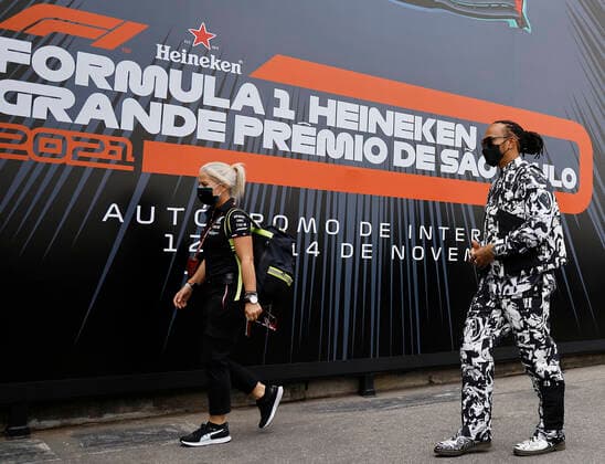 Grande Prêmio São Paulo 2021 de Fórmula 1 SÃO PAULO, SP - 11.11.2021: GRANDE PRÊMIO SÃO PAULO 2021 DE FÓRMULA 1 - MERCEDES team driver Lewis Hamilton during the São Paulo 2021 Formula 1 Grand Prix held at the Jose Carlos Pace Autodrome in Interlagos, São Paulo, SP. (Photo: Rodolfo Buhrer La Imagem Fotoarena) x2140826x  RodolfoxBuhrer