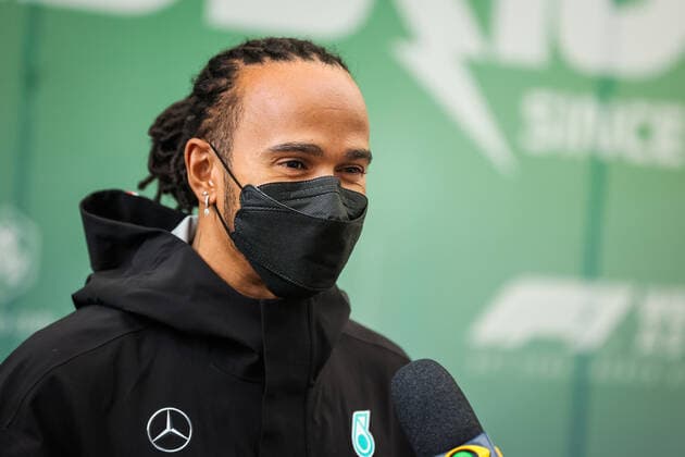 HAMILTON Lewis (gbr), Mercedes AMG F1 GP W12 E Performance, portrait during the Formula 1 Heineken Grande Premio De Sao Paulo 2021, Sao Paulo Grand Prix, 19th round of the 2021 FIA Formula One World Championship, WM, Weltmeisterschaft from November 12 to 14, 2021 on the Interlagos Circuit, in Sao Paulo, Brazil - F1 - SAO PAULO GRAND PRIX 2021 DPPI Panoramic  00121039_AV6_2681