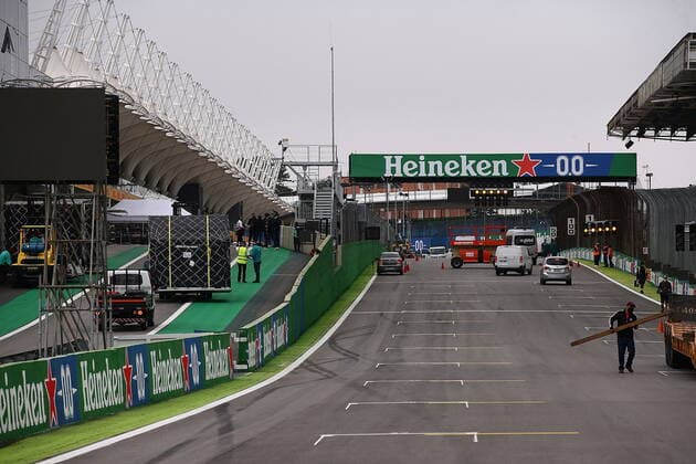 FORMULA 1 HEINEKEN GRANDE PREMIO DO BRASIL 2021 11 11 2021, Autodromo Jose Carlos Pace, Interlagos, FORMULA 1 HEINEKEN GRANDE PREMIO DO BRASIL 2021 , in the picture The last containers arrive in Interlagos nordphotoxGmbHx xBratic nph00250