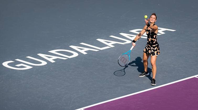 Mandatory Credit: Photo by Rob Prange Shutterstock (12596804i) Maria Sakkari of Greece in action during the first round-robin match at the 2021 Akron WTA, Tennis Damen Finals Guadalajara WTA tennis tournament Akron WTA Finals, Day 2, Tennis, Panamerican Tennis Center Guadalajara, Mexico - 11 Nov 2021 Akron WTA Finals, Day 2, Tennis, Panamerican Tennis Center Guadalajara, Mexico - 11 Nov 2021  Copyright: xRobxPrange Shutterstockx 12596804i