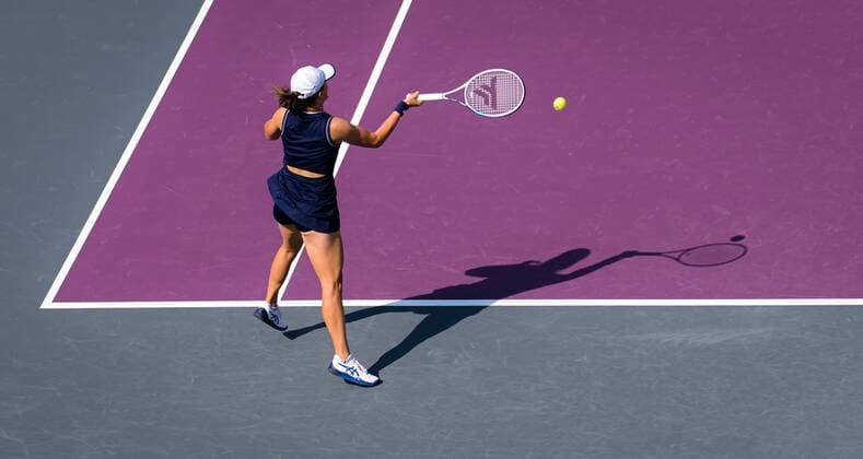 Mandatory Credit: Photo by Rob Prange Shutterstock (12596804t) Iga Swiatek of Poland in action during the first round-robin match at the 2021 Akron WTA, Tennis Damen Finals Guadalajara WTA tennis tournament Akron WTA Finals, Day 2, Tennis, Panamerican Tennis Center Guadalajara, Mexico - 11 Nov 2021 Akron WTA Finals, Day 2, Tennis, Panamerican Tennis Center Guadalajara, Mexico - 11 Nov 2021  Copyright: xRobxPrange Shutterstockx 12596804t