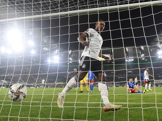 Football, men, 2021 22 season, World Cup qualifying group J, matchday 9 in Wolfsburg, Germany Liechtenstein, Daniel Kaufmann back, 2 v r , Liechtenstein scored own goal to make it 2 0, forward Ridle Baku Germany , 11 11 2021, Copyright: xSebastianxRäppold MatthiasxKochx