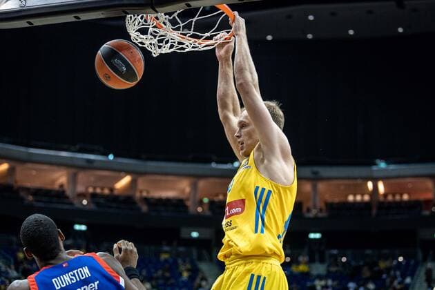 Basketball Berlin 11 11 2021 Season 2021 2022 EuroLeague Regular Season Alba Berlin Anadolu Efes Istanbul Luke Sikma Alba Berlin, No 43