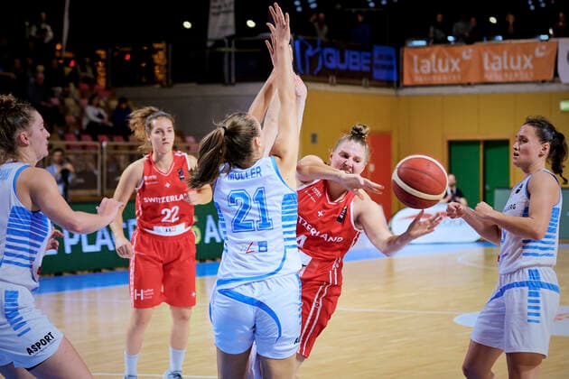 Nadia CONSTANTIN (4) of Switzerland BASKET BALL : Luxembourg vs Suisse - FIBA Qualication Euro 2023 - 11 11 2021 AnnDeeLamour Panoramic 