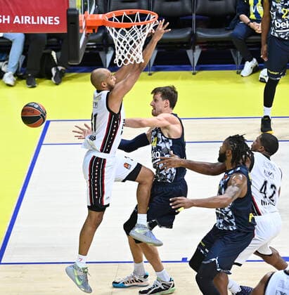 Devin Booker , Jan Vesely of Fenerbahce Beko Istanbul and Shavon Shields (L) of Ax Armani Exchange Milan during the Turkish Airlines Euroleague match between Fenerbahce Beko Istanbul and Ax Armani Exchange Milan at Ulker Arena in Istanbul , Turkey on November 12 , 2021. 