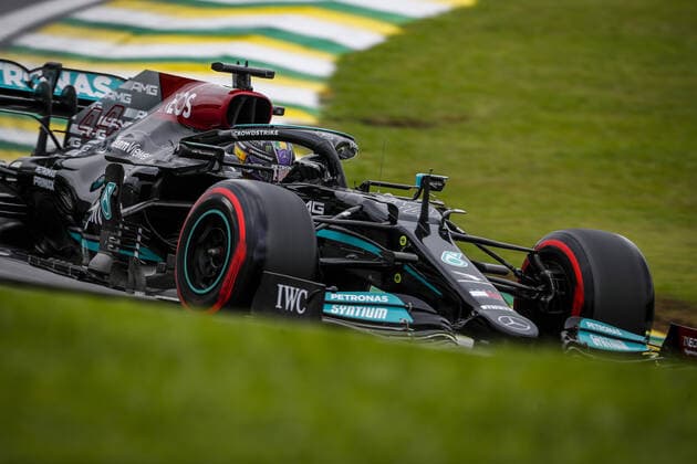 44 HAMILTON Lewis (gbr), Mercedes AMG F1 GP W12 E Performance, action during the Formula 1 Heineken Grande Premio De Sao Paulo 2021, Sao Paulo Grand Prix, 19th round of the 2021 FIA Formula One World Championship, WM, Weltmeisterschaft from November 12 to 14, 2021 on the Interlagos Circuit, in Sao Paulo, Brazil - F1 - SAO PAULO GRAND PRIX 2021 DPPI Panoramic  _V2_7309