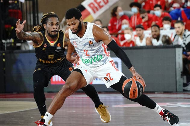 Corey Walden (FC Bayern) - Paris Lee (AS Monaco) BASKETBALL : Monaco vs FC Bayern - Euroleague - Monaco - 12 11 2021 NorbertScanella Panoramic 