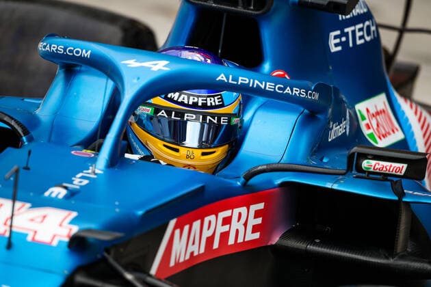 ALONSO Fernando (spa), Alpine F1 A521, action during the Formula 1 Heineken Grande Premio De Sao Paulo 2021, Sao Paulo Grand Prix, 19th round of the 2021 FIA Formula One World Championship, WM, Weltmeisterschaft from November 12 to 14, 2021 on the Interlagos Circuit, in Sao Paulo, Brazil - F1 - SAO PAULO GRAND PRIX 2021 DPPI Panoramic  20211112_GOODEN_FGO02589