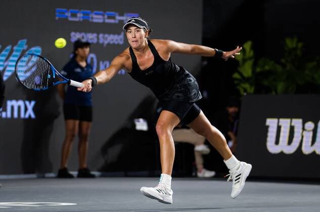 Mandatory Credit: Photo by Rob Prange Shutterstock (12596805dd) Garbine Muguruza of Spain in action during the second round robin match at the 2021 Akron WTA, Tennis Damen Finals Guadalajara WTA tennis tournament Akron WTA Finals, Day 3, Tennis, Panamerican Tennis Center Guadalajara, Mexico - 12 Nov 2021 Akron WTA Finals, Day 3, Tennis, Panamerican Tennis Center Guadalajara, Mexico - 12 Nov 2021  Copyright: xRobxPrange Shutterstockx 12596805dd