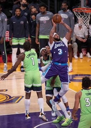 November 12, 2021, Los Angeles, California, USA: Anthony Davis 3 of the Los Angeles Lakers puts up a shot during their regular season NBA, Basketball Herren, USA game with the Minnesota Timberwolves on Friday November 12, 2021 at the Staples Center in Los Angeles, California. Lakers lose to Timberwolves, 83-107. PI Los Angeles USA - ZUMAp124 20211112_zaa_p124_016 Copyright: xJAVIERxROJASx