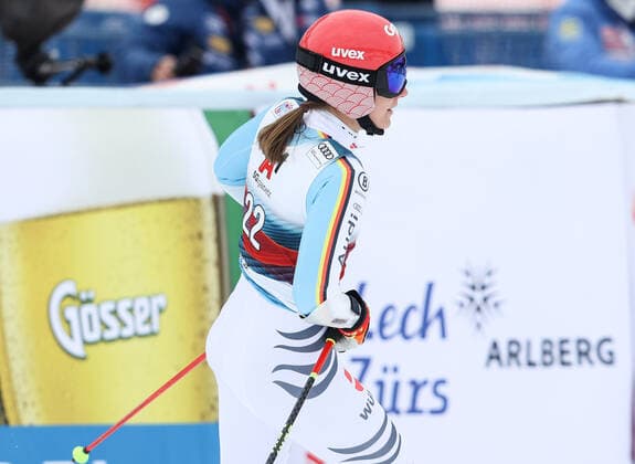 ALPINE SKIING - FIS WC Lech Zuers LECH,AUSTRIA,13.NOV.21 - ALPINE SKIING - FIS World Cup Lech Zuers, parallel giant slalom, ladies. Image shows Lena Duerr (GER).  GEPAxpictures xHaraldxSteiner