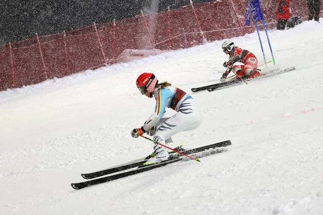 ALPINE SKIING - FIS WC Lech Zuers LECH,AUSTRIA,13.NOV.21 - ALPINE SKIING - FIS World Cup Lech Zuers, parallel giant slalom, ladies. Image shows Lena Duerr (front GER) and Maryna Gasienica-Daniel (POL).  GEPAxpictures xThomasxBachun