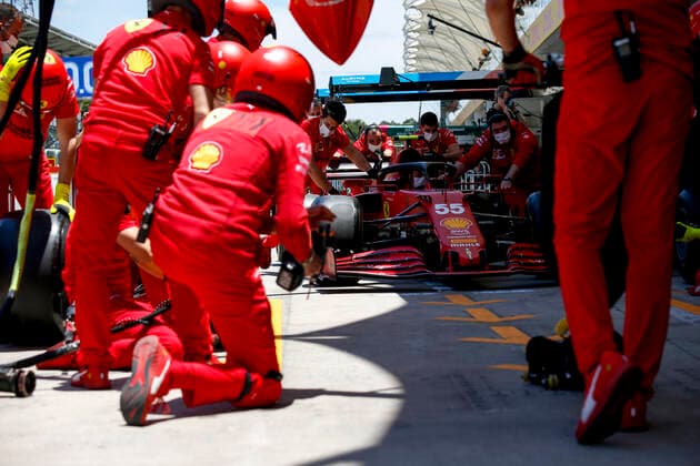 Scuderia Ferrari Mission Winnow team during pit stop practice, F1 Grand Prix of Brazil at Autodromo Jose Carlos Pace on November 13, 2021 in Sao Paulo, Brazil Photo by HOCH ZWEI Sao Paulo Brazil