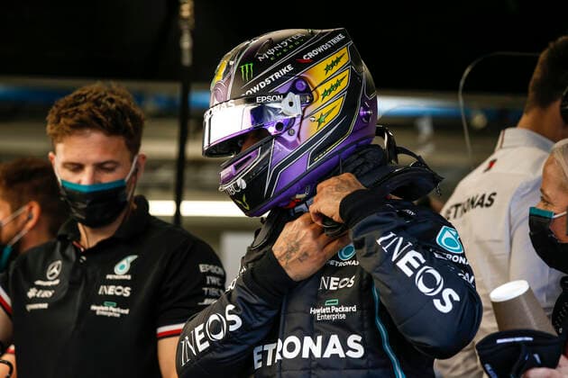HAMILTON Lewis (gbr), Mercedes AMG F1 GP W12 E Performance, portrait during the Formula 1 Heineken Grande Premio De Sao Paulo 2021, Sao Paulo Grand Prix, 19th round of the 2021 FIA Formula One World Championship, WM, Weltmeisterschaft from November 12 to 14, 2021 on the Interlagos Circuit, in Sao Paulo, Brazil - F1 - SAO PAULO GRAND PRIX 2021 DPPI Panoramic  00121039_F12021GP19BRA_JK220736