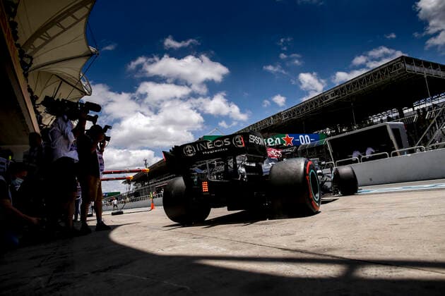 77 Valtteri Bottas FIN, Mercedes AMG Petronas F1 Team , F1 Grand Prix of Brazil at Autodromo Jose Carlos Pace on November 13, 2021 in Sao Paulo, Brazil Photo by HOCH ZWEI Sao Paulo Brazil