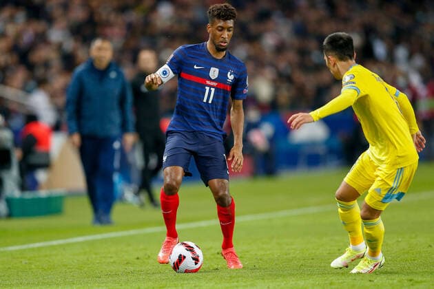 Paris, 13 November 2021, Europe World Cup Qualifiers Qatar 2022 France Kazakhstan v l , Kingsley Coman FFF France , Muscat Taykenov Kazakhstan , duel, action, action, Battles for the Ball Copyright: AntonioxBorga