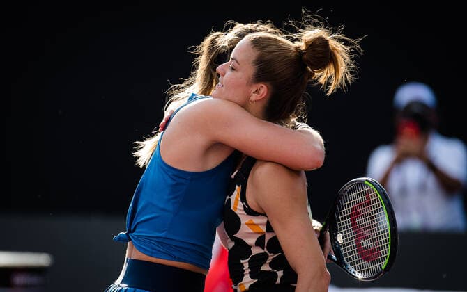 November 13, 2021, GUADALAJARA, MEXICO: Maria Sakkari of Greece & Paula Badosa of Spain in action during the second round robin doubles match at the 2021 Akron WTA, Tennis Damen Finals Guadalajara WTA tennis tournament GUADALAJARA MEXICO - ZUMAa181 20211113_zaa_a181_102 Copyright: xRobxPrangex