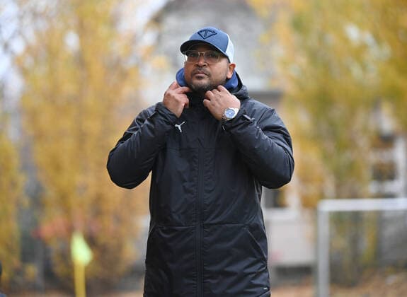 Football, Men, 2021 2022 season, AOK Landespokal Berlin Round of 16 , CFC Hertha 06 SV Tasmania Berlin, coach Abu Njie SV Tasmania Berlin , 14 11 2021, Copyright: xMatthiasxKochx