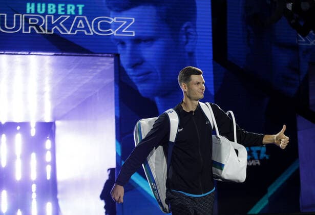 Mandatory Credit: Photo by Ella Ling Shutterstock (12602560g) Hubert Hurkacz of Poland walks onto court Nitto ATP, Tennis Herren Finals, Tennis, Turin, Italy - 14 Nov 2021 Nitto ATP Finals, Tennis, Turin, Italy - 14 Nov 2021  Copyright: xEllaxLing Shutterstockx 12602560g