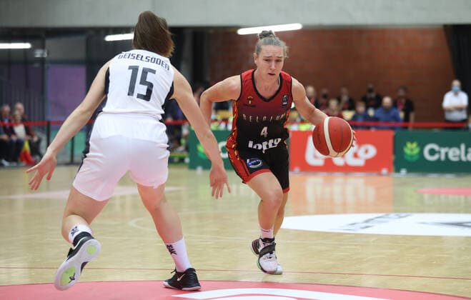 Germany s Luisa Geiselsoder and Belgium s Elise Ramette fight for the ball during a basketball game between Belgian national basket team the Belgian Cats and Germany, Sunday 14 November 2021 in Kortrijk, a qualifier for the FIBA Women s EuroBasket 2023 tournament. VIRGINIExLEFOUR  x3135937x