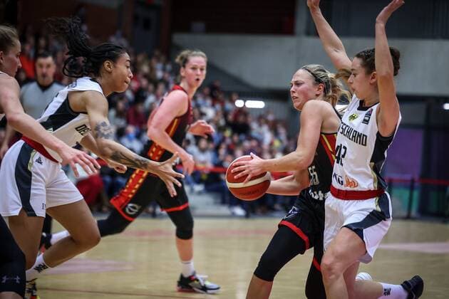 KORTRIJK, BELGIUM - NOVEMBER 14 : Julie Allemand of Belgium during the FIBA Women s EuroBasket 2023 Qualifiers match between Belgium and Germany on November 14, 2021 in Kortrijk, Belgium, 14 11 2021 ( Belgium v Germany - FIBA Women s EuroBasket 2023 Qualifiers PhotoNews Panoramic 