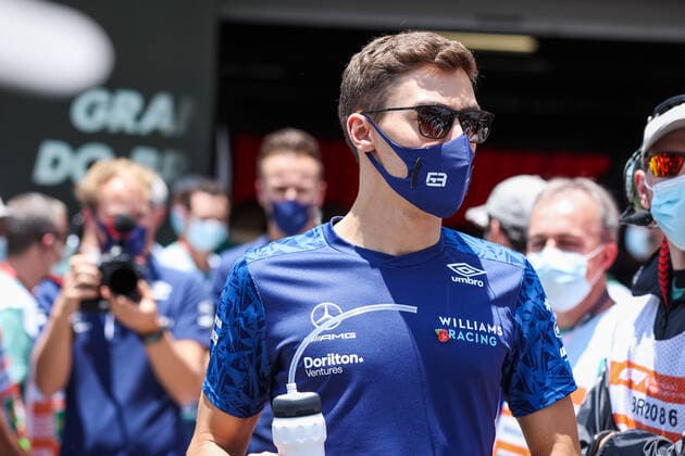 RUSSELL George (gbr), Williams Racing F1 FW43B, portrait during the Formula 1 Heineken Grande Premio De Sao Paulo 2021, Sao Paulo Grand Prix, 19th round of the 2021 FIA Formula One World Championship, WM, Weltmeisterschaft from November 12 to 14, 2021 on the Interlagos Circuit, in Sao Paulo, Brazil - F1 - SAO PAULO GRAND PRIX 2021 - RACE DPPI Panoramic  00121040_AV6_5633