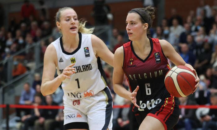 Germany s Marie Guelich and Belgium s Antonia Tonia Delaere fight for the ball during a basketball game between Belgian national basket team the Belgian Cats and Germany, Sunday 14 November 2021 in Kortrijk, a qualifier for the FIBA Women s EuroBasket 2023 tournament. VIRGINIExLEFOUR  x3136114x