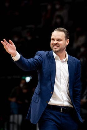 14 11 2021 Basketball Season 2021 2022 2 Bundesliga Pro A 10 Spieltag Nürnberg Falcons Basketball Club NBC Rostock Seawolves ThHa Vytautas Buzas Trainer Headcoach Nürnberg Falcons BC NBC