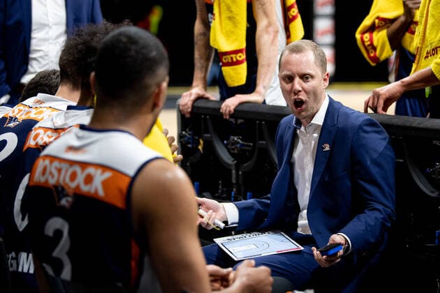 14 11 2021 Basketball Season 2021 2022 2 Bundesliga Pro A 10 Spieltag Nürnberg Falcons Basketball Club NBC Rostock Seawolves ThHa Christian Held Trainer, Headcoach, Rostock Seawolves Timeout