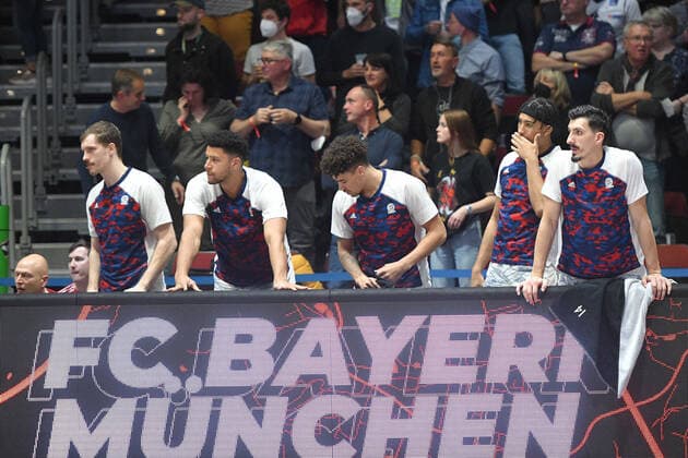 Substitutes bench Muenchen, Niners Chemnitz vs FC Bayern Muenchen, 14 11 2021, BBL Cup, Quarterfinals, GER, Season 2021 2022 Niners Chemnitz vs FC Bayern Muenchen, 14 11 2021, BBL Cup, Quarterfinals, GER, Season 2021 2022 Chemnitz. Copyright: xBertxHarzer xEibner-xPressefotox