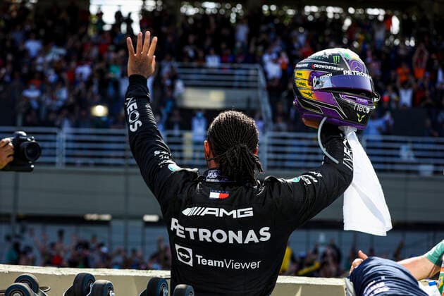 HAMILTON Lewis (gbr), Mercedes AMG F1 GP W12 E Performance, portrait during the Formula 1 Heineken Grande Premio De Sao Paulo 2021, Sao Paulo Grand Prix, 19th round of the 2021 FIA Formula One World Championship, WM, Weltmeisterschaft from November 12 to 14, 2021 on the Interlagos Circuit, in Sao Paulo, Brazil - F1 - SAO PAULO GRAND PRIX 2021 - RACE DPPI Panoramic  AV6_6680
