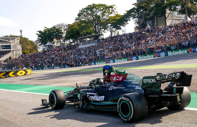 44 Lewis Hamilton GBR, Mercedes AMG Petronas F1 Team , F1 Grand Prix of Brazil at Autodromo Jose Carlos Pace on November 14, 2021 in Sao Paulo, Brazil Photo by HOCH ZWEI Sao Paulo Brazil