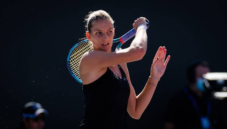 Mandatory Credit: Photo by Rob Prange Shutterstock (12596810h) Karolina Pliskova of the Czech Republic in action during the third round robin match at the 2021 Akron WTA, Tennis Damen Finals Guadalajara WTA tennis tournament Akron WTA Finals, Day 5, Tennis, Panamerican Tennis Center Guadalajara, Mexico - 14 Nov 2021 Akron WTA Finals, Day 5, Tennis, Panamerican Tennis Center Guadalajara, Mexico - 14 Nov 2021  Copyright: xRobxPrange Shutterstockx 12596810h
