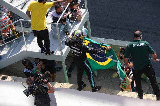 FORMULA 1 HEINEKEN GRANDE PREMIO DO BRASIL 2021 14 11 2021, Autodromo Jose Carlos Pace, Interlagos, FORMULA 1 HEINEKEN GRANDE PREMIO DO BRASIL 2021 , in picture winner Lewis Hamilton GBR , Mercedes AMG Petronas Formula One Team nordphotoxGmbHx xBratic nph00250