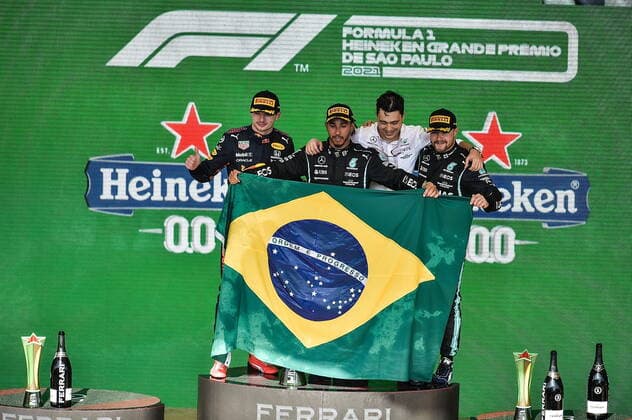 FORMULA 1 HEINEKEN GRANDE PREMIO DO BRASIL 2021 14 11 2021, Autodromo Jose Carlos Pace, Interlagos, FORMULA 1 HEINEKEN GRANDE PREMIO DO BRASIL 2021 , in picture podium winner Lewis Hamilton GBR , Mercedes AMG Petronas Formula One Team, 2nd place for Max Verstappen NEL , Red Bull Racing Honda, 3rd place for Valtteri Bottas FIN , Mercedes AMG Petronas Formula One Team nordphotoxGmbHx xBratic nph00250