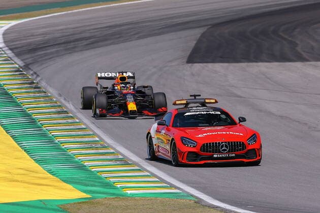 FORMULA 1 HEINEKEN GRANDE PREMIO DO BRASIL 2021 14 11 2021, Autodromo Jose Carlos Pace, Interlagos, FORMULA 1 HEINEKEN GRANDE PREMIO DO BRASIL 2021 , in picture Safety Car, Max Verstappen NEL , Red Bull Racing Honda nordphotoxGmbHx xBratic nph00250