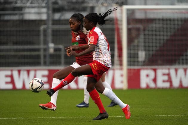 14 11 2021, Frauen Fussball GER, Saison 21 22, 2 Bundesliga , 1 FC Köln 1,FFC Turbine Potsdam , Franz Kremer stadion Köln Teninsoun Liliane Sissoko1 FFC Turbine Potsdam, Aktion, Einzelbild, Foto Chai von der Laage DFL regulations prohibit any use of photographs as image sequences and or quasi video EDITORIAL USE ONLY
