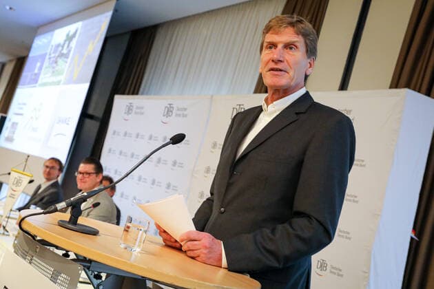 Dietloff von Arnim DTB President, DTB General Assembly 2021, Bremen, Dorint Bremen, 14 11 2021,