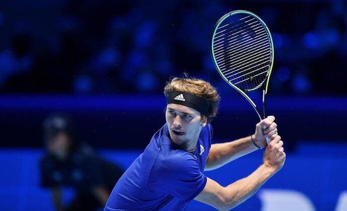 November 16, 2021, Turin, Italy: Alexander Zverev of German returns the ball during the match against Daniil Medvedev of Russia at the Nitto ATP, Tennis Herren Finals in Turin, Italy, 16 November 2021.ANSA ALESSANDRO DI MARCO ATP Finals in Turin  - ZUMAa110 20211116_zaf_a110_025 Copyright: xAlessandroxDixMarcox