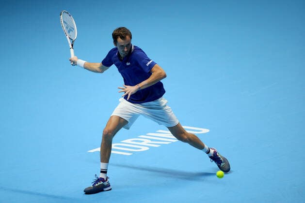 Mandatory Credit: Photo by Ella Ling Shutterstock (12603335i) Daniil Medvedev of Russia in action Nitto ATP, Tennis Herren World Tour Finals, Day 3, Tennis, Pala Alpitour, Turin, Italy - 16 Nov 2021 Nitto ATP World Tour Finals, Day 3, Tennis, Pala Alpitour, Turin, Italy - 16 Nov 2021  Copyright: xEllaxLing Shutterstockx 12603335i
