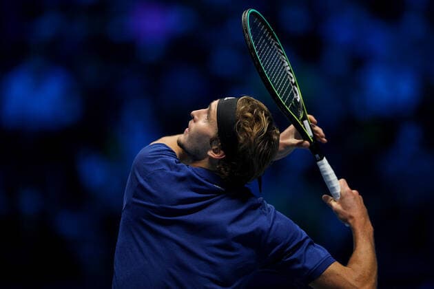 Mandatory Credit: Photo by Ella Ling Shutterstock (12603335af) Alexander Zverev of Germany in action Nitto ATP, Tennis Herren World Tour Finals, Day 3, Tennis, Pala Alpitour, Turin, Italy - 16 Nov 2021 Nitto ATP World Tour Finals, Day 3, Tennis, Pala Alpitour, Turin, Italy - 16 Nov 2021  Copyright: xEllaxLing Shutterstockx 12603335af